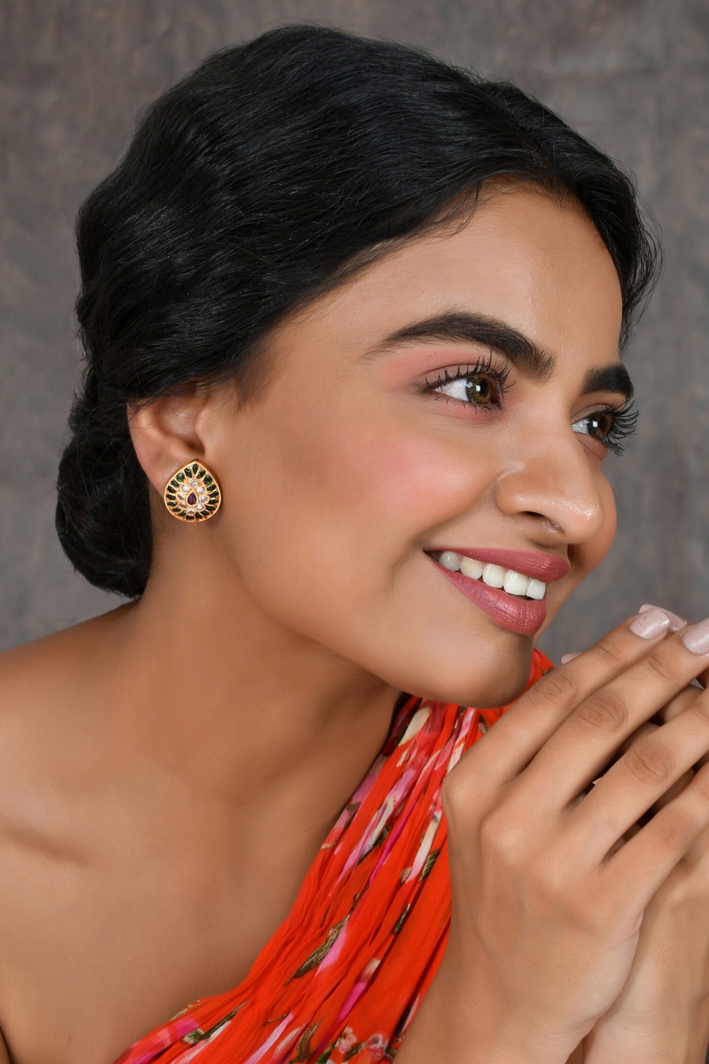 Kempu Stone Embellished Stud Earrings 