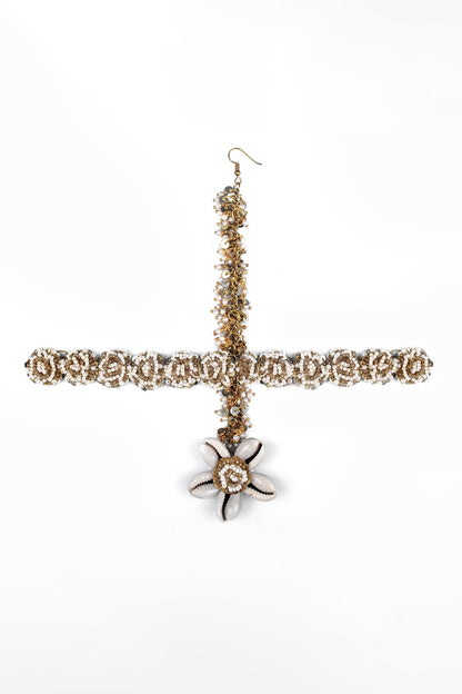 Floral Drop Gold & White Mathapatti 