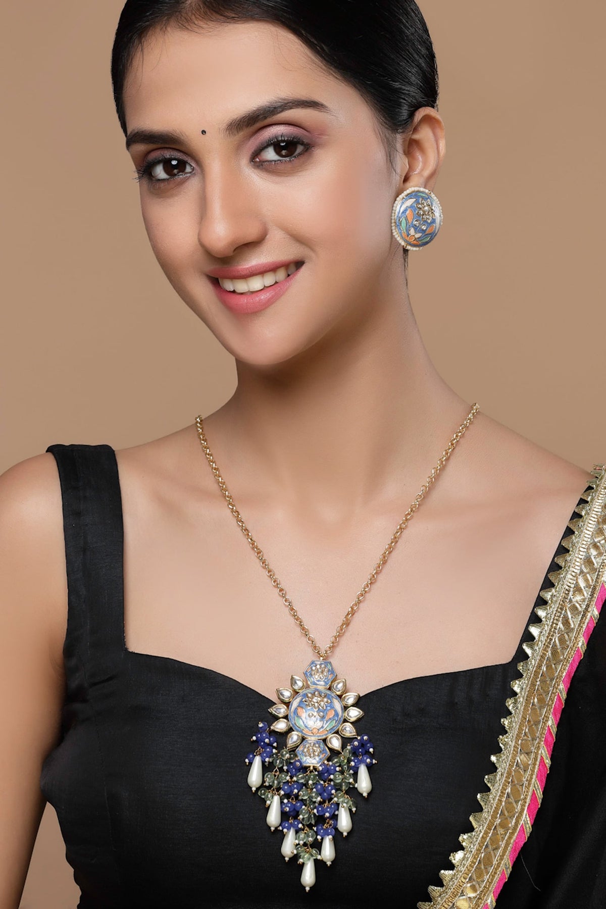 Meenakari Work Embellished Pendant Necklace 