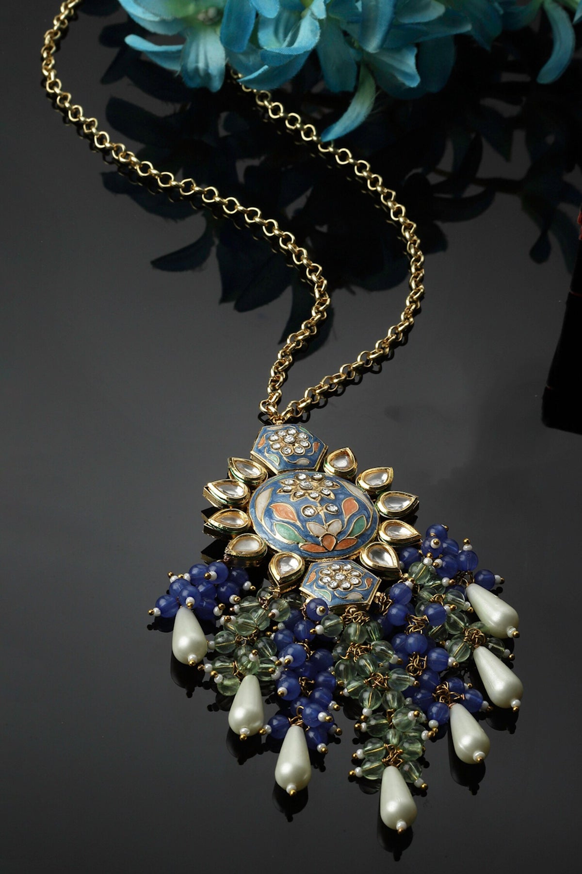 Meenakari Work Embellished Pendant Necklace 