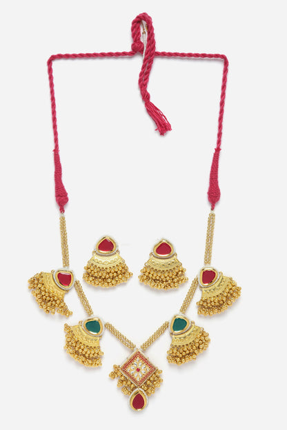 Kundan Embellished Necklace Set 