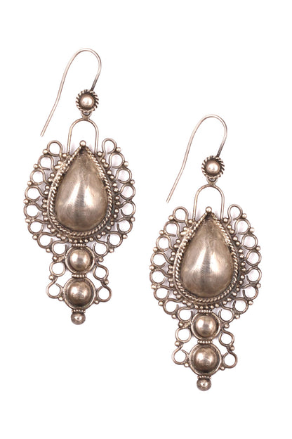 Cutwork Drop Earrings 