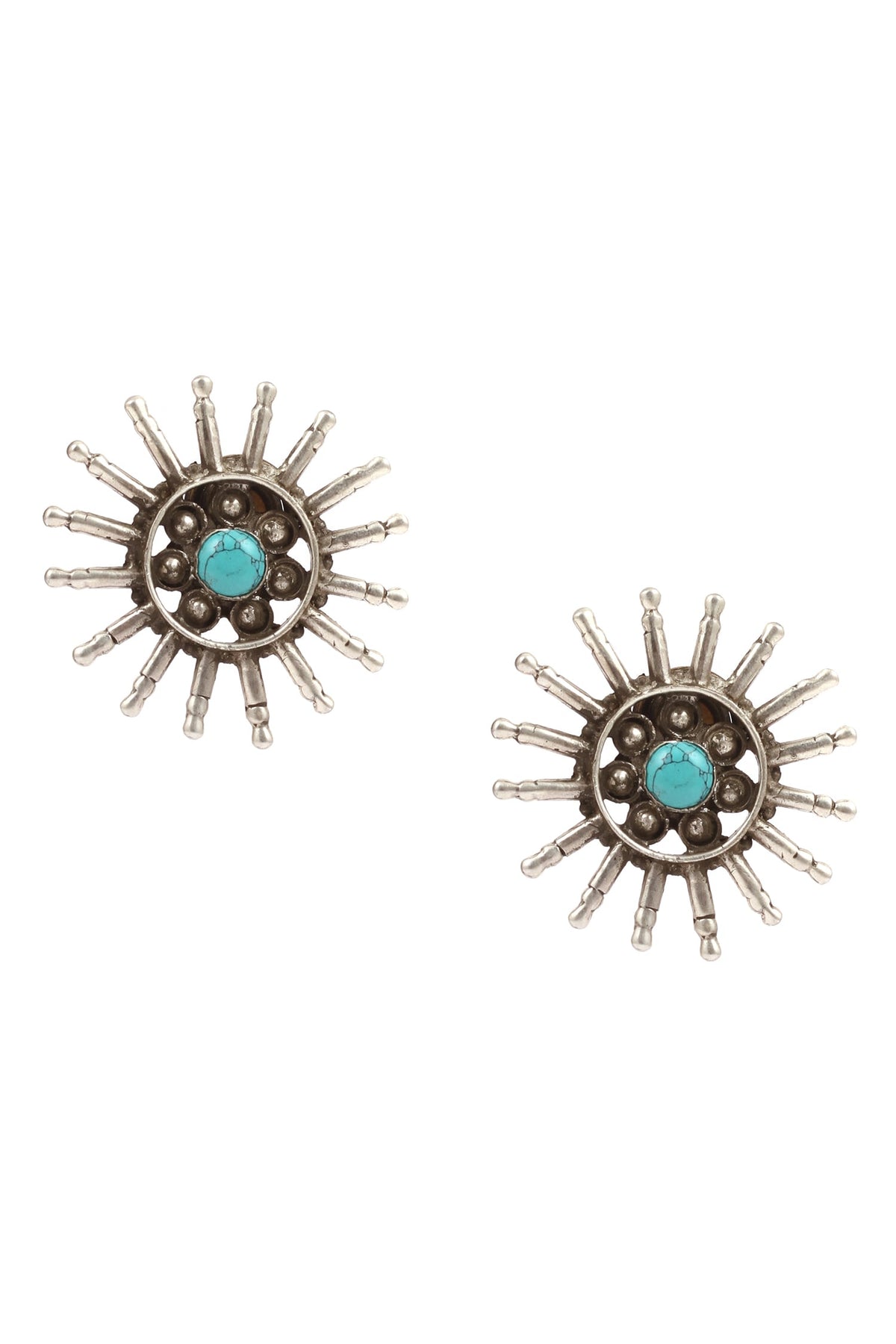 Stone Studded Ear Studs 