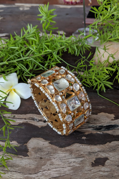 Cutwork Stone Bangle 