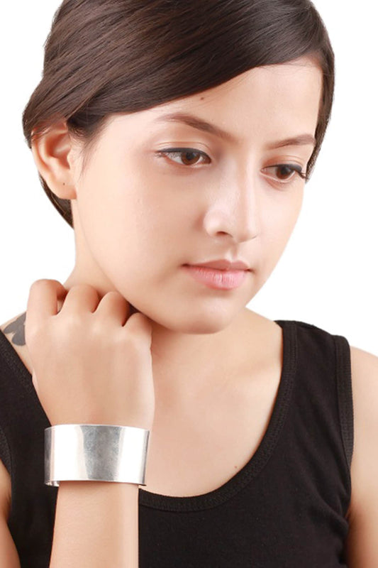 Silver Handcrafted Adjustable Bracelet 