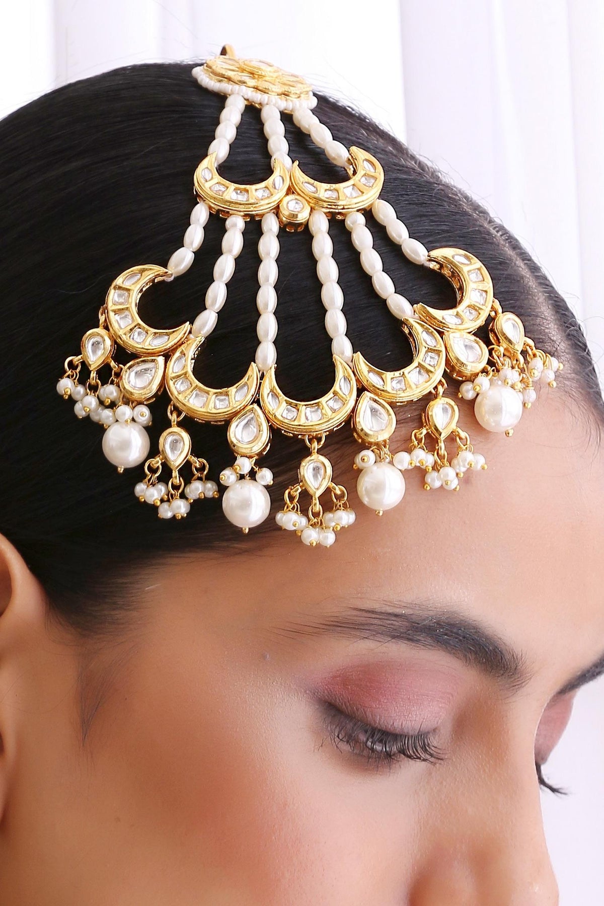 Gold & White Kundan Embellished Passa 