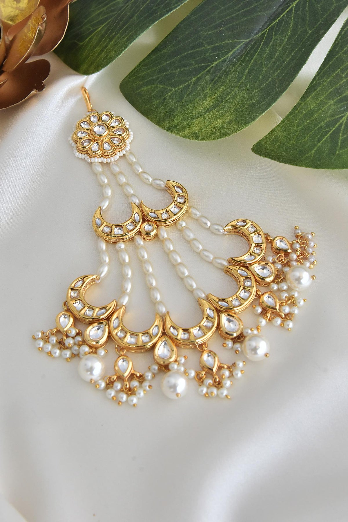 Gold & White Kundan Embellished Passa 