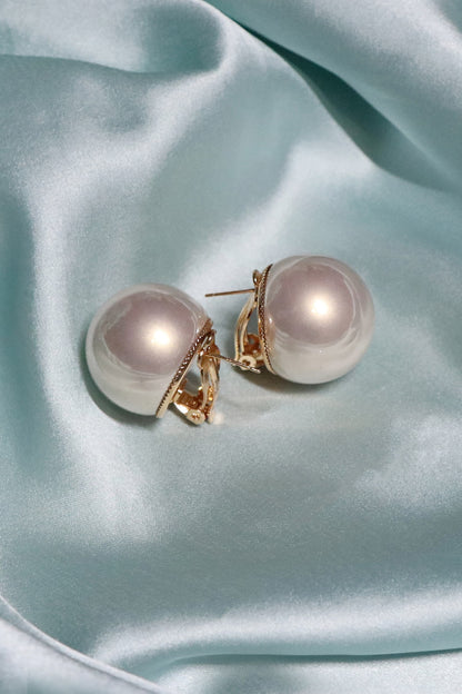 Pearl Stud Earrings 