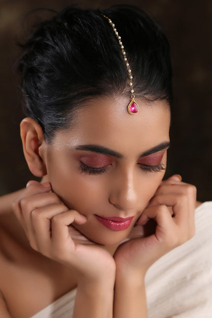 Kundan Teardrop Maangtikka 