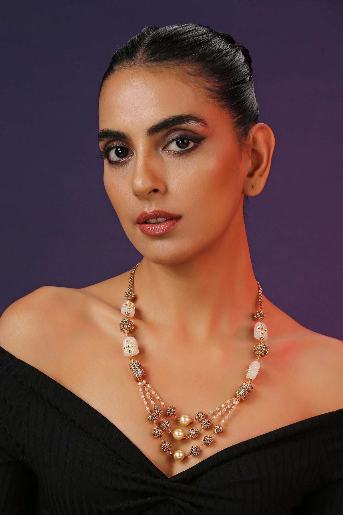 Pearl Embellished Layered Necklace 