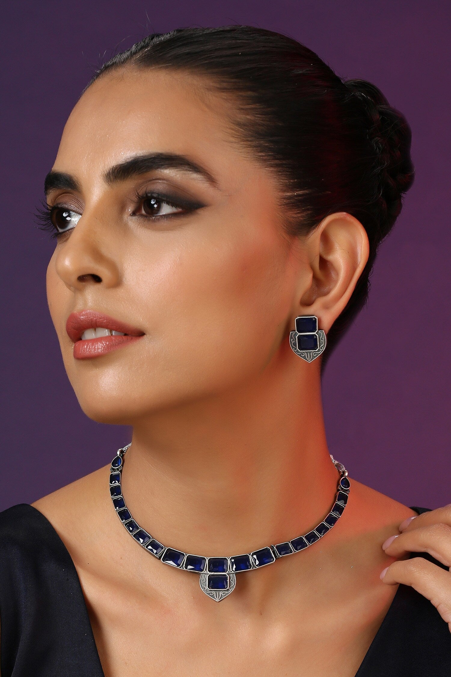 Sapphire Embellished Choker Set 