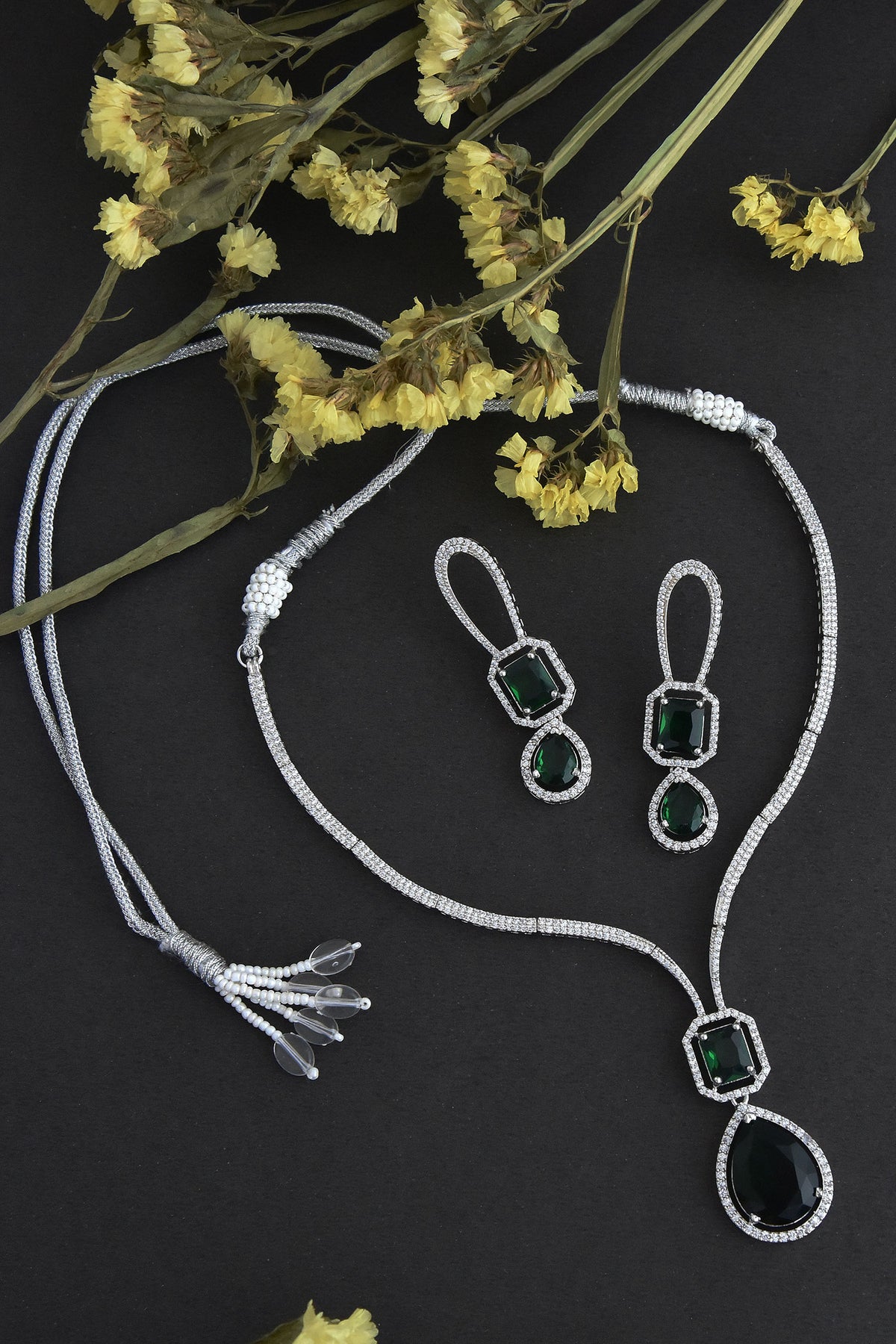Emerald Drop Studded Necklace Set 