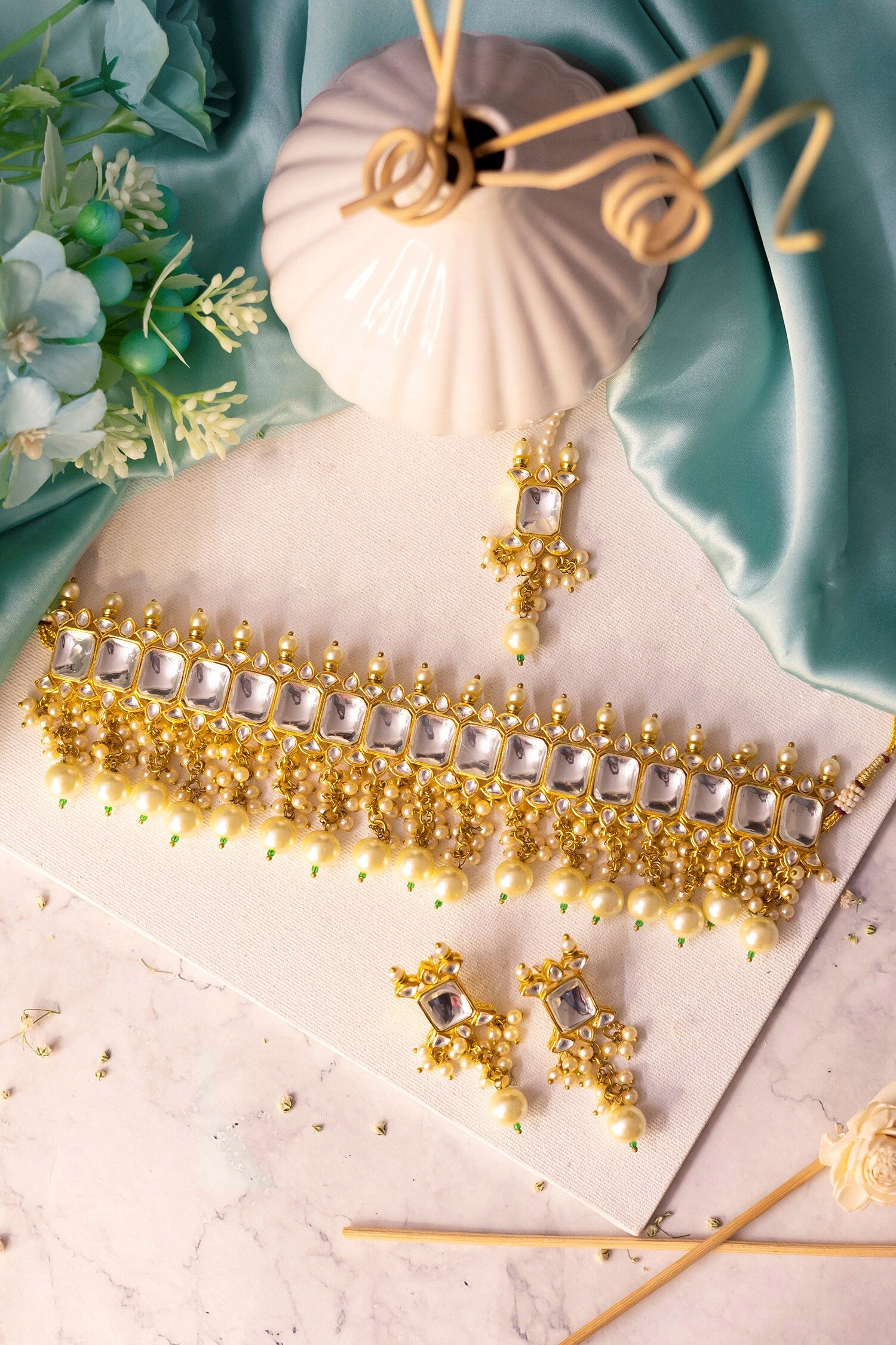 Pearl Embellished Choker Set 