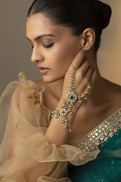 Kundan Embellished Green Hathphool 