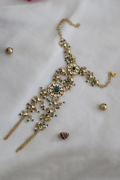 Kundan Embellished Green Hathphool 