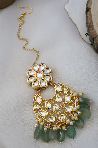 Green Kundan Maangtikka
 