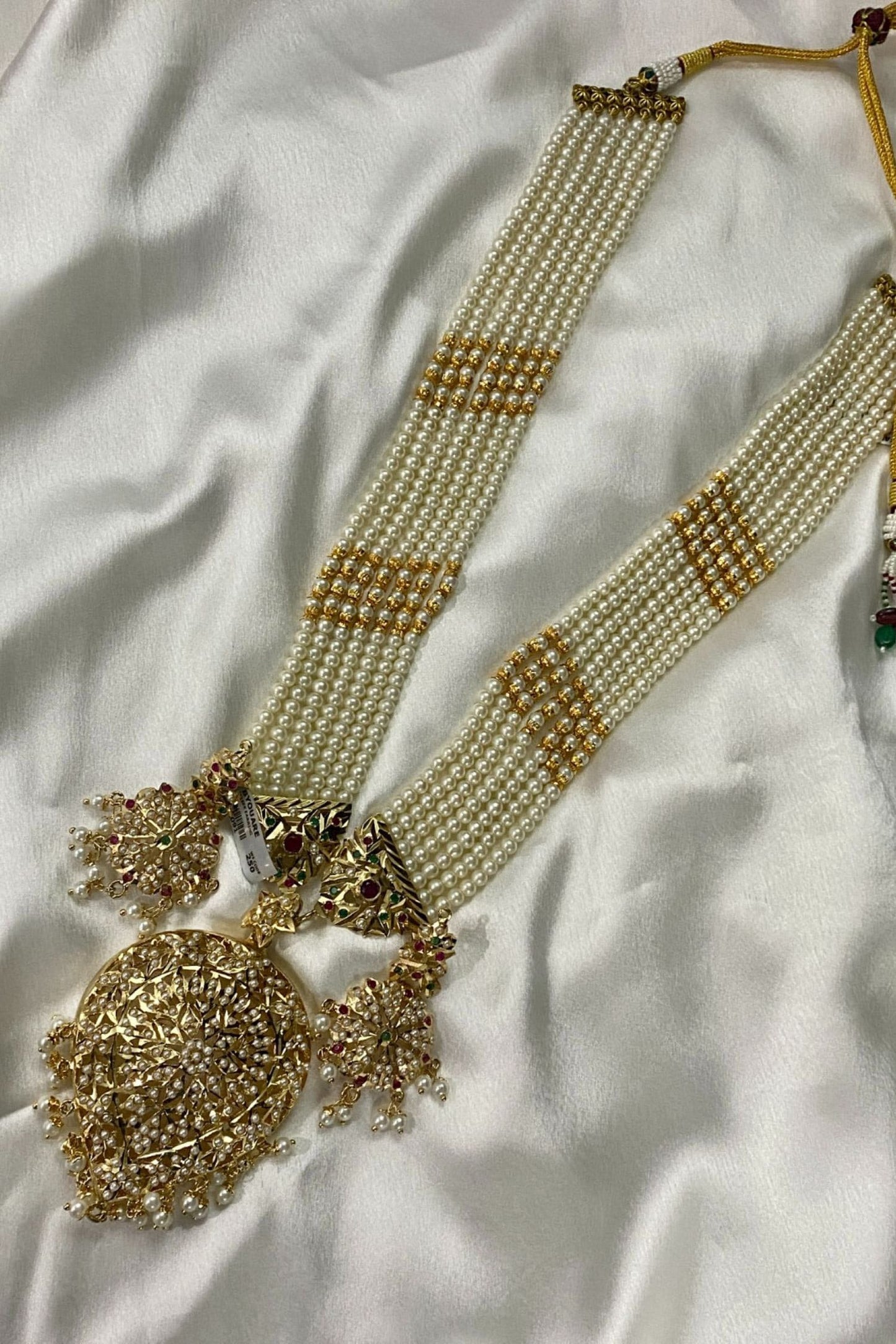 Petal Shaped Rani Haar Pendant Necklace Set 
