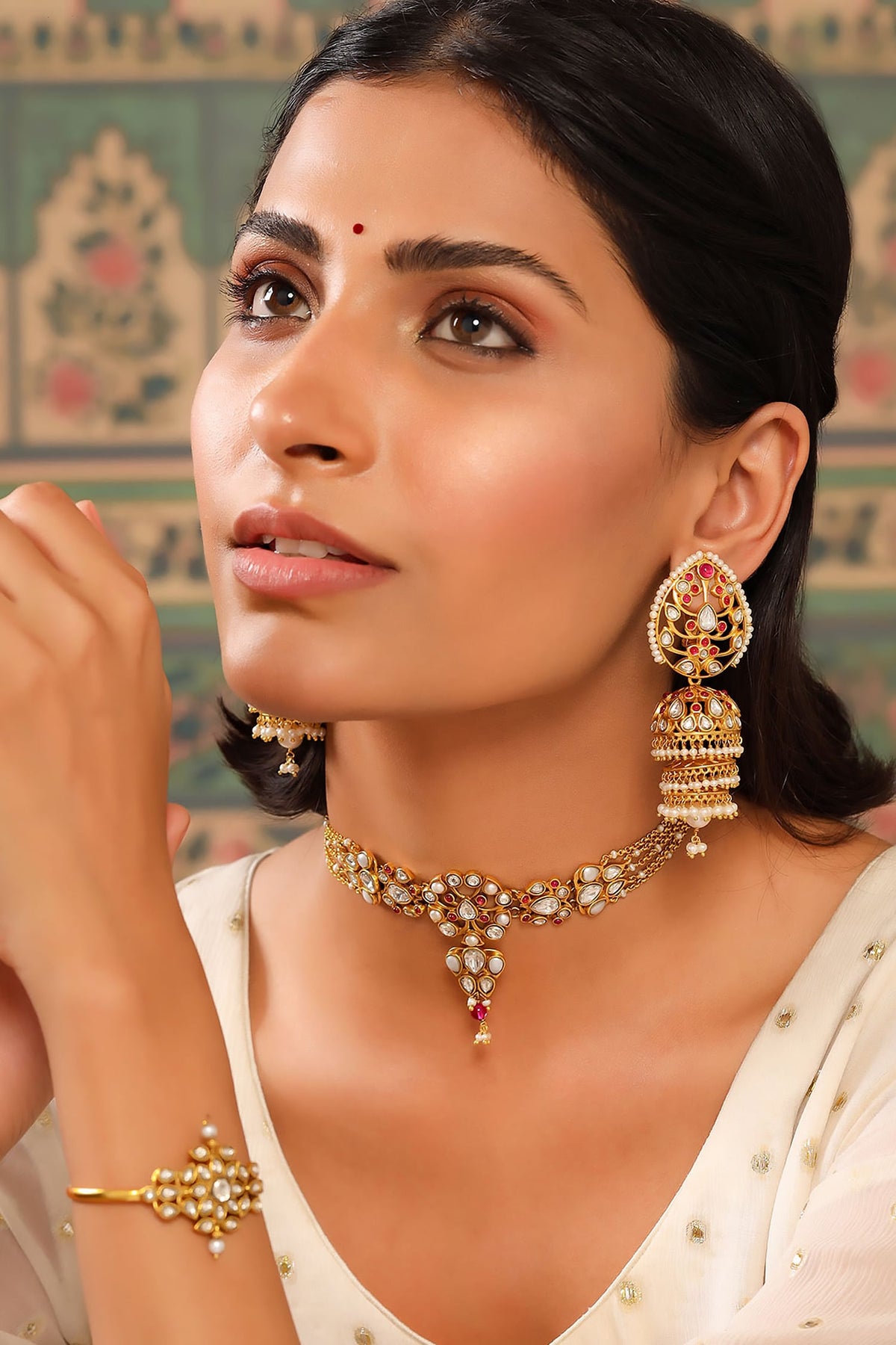 Amira Mughal Stone Studded Choker 