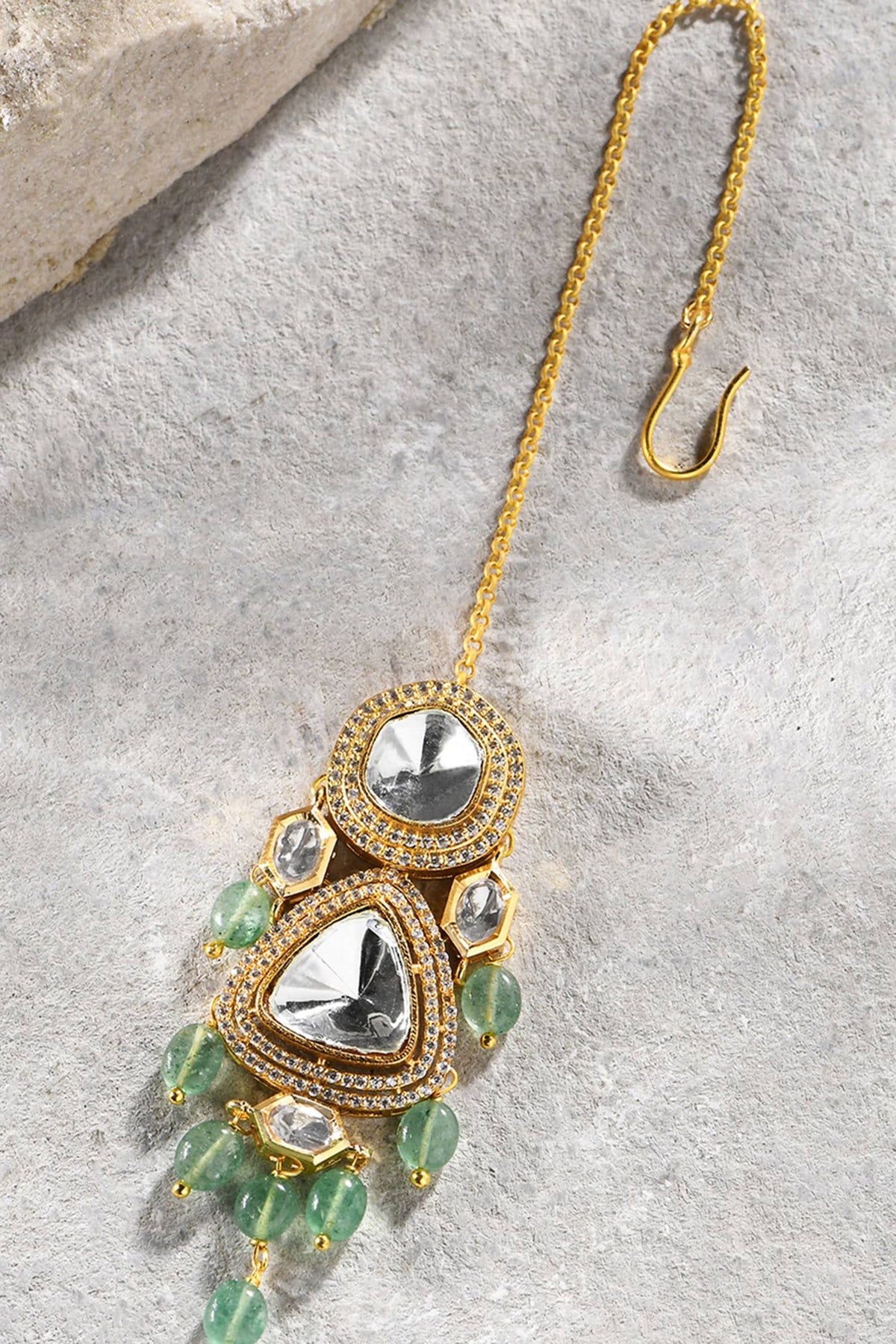 Drops Embellished Mangtikka 