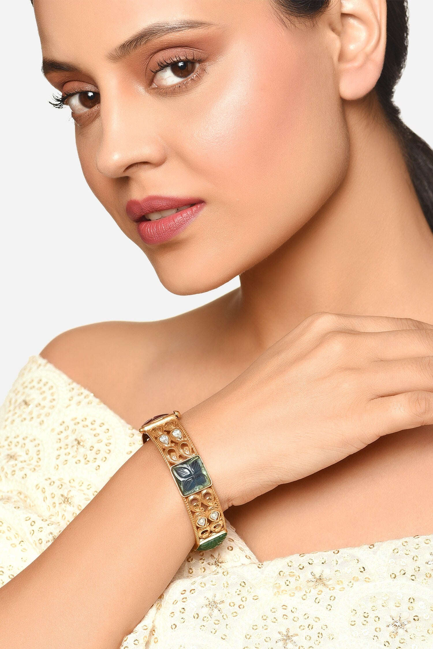 Paisley Cutwork Bangle 