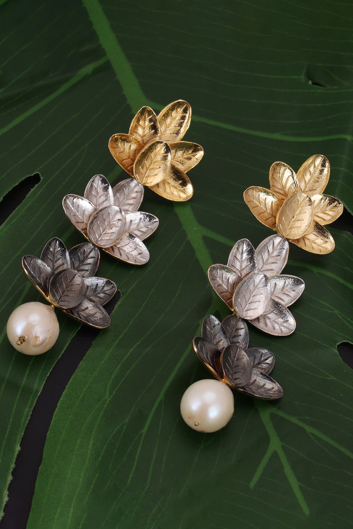Floral Leaves Carved Earrings 