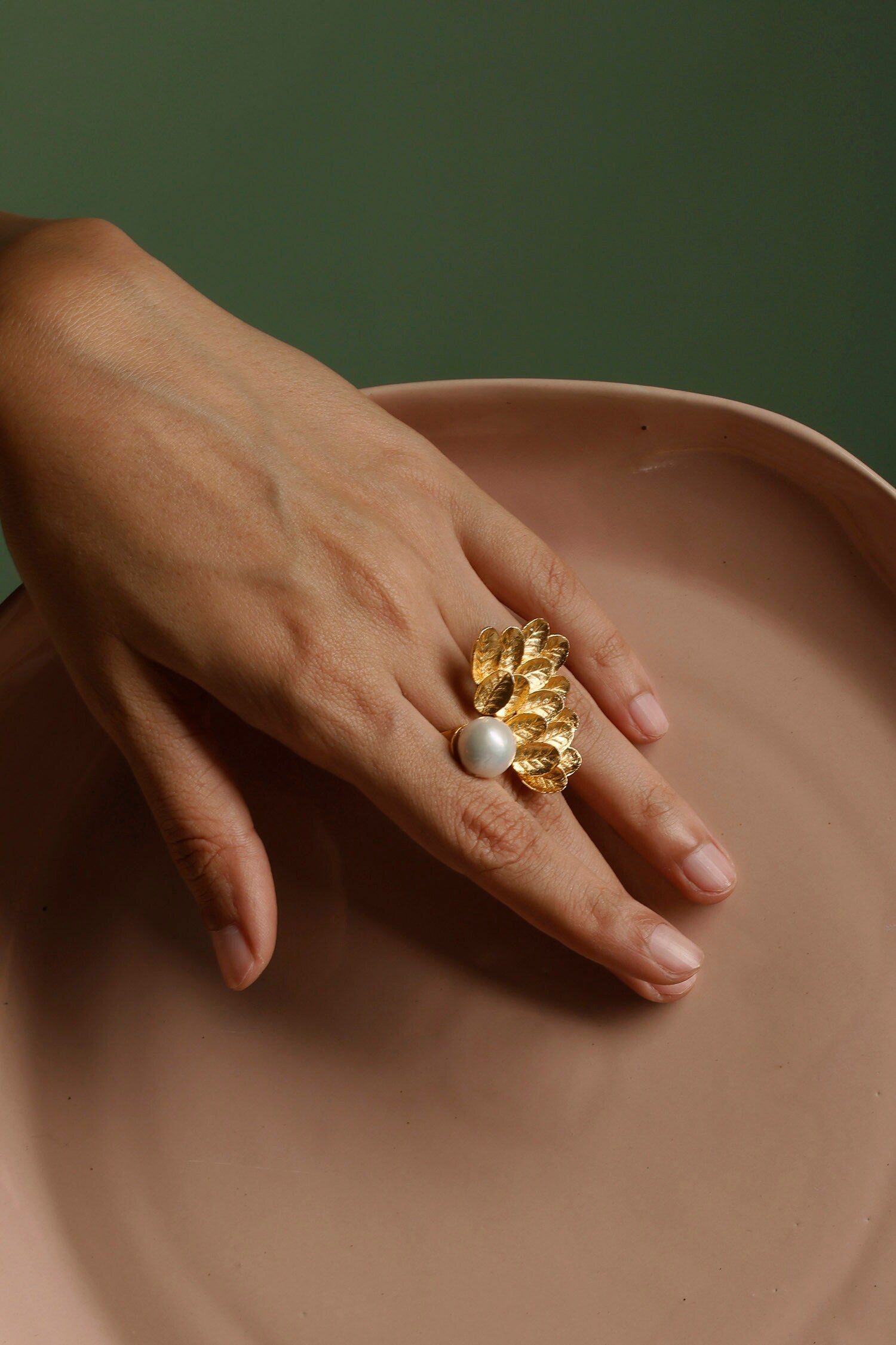Handmade Carved Leaves Ring 