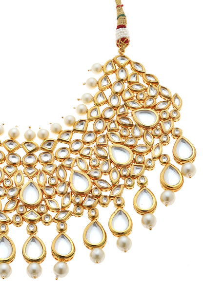 Kundan Pearl Embellished Jewellery Set 