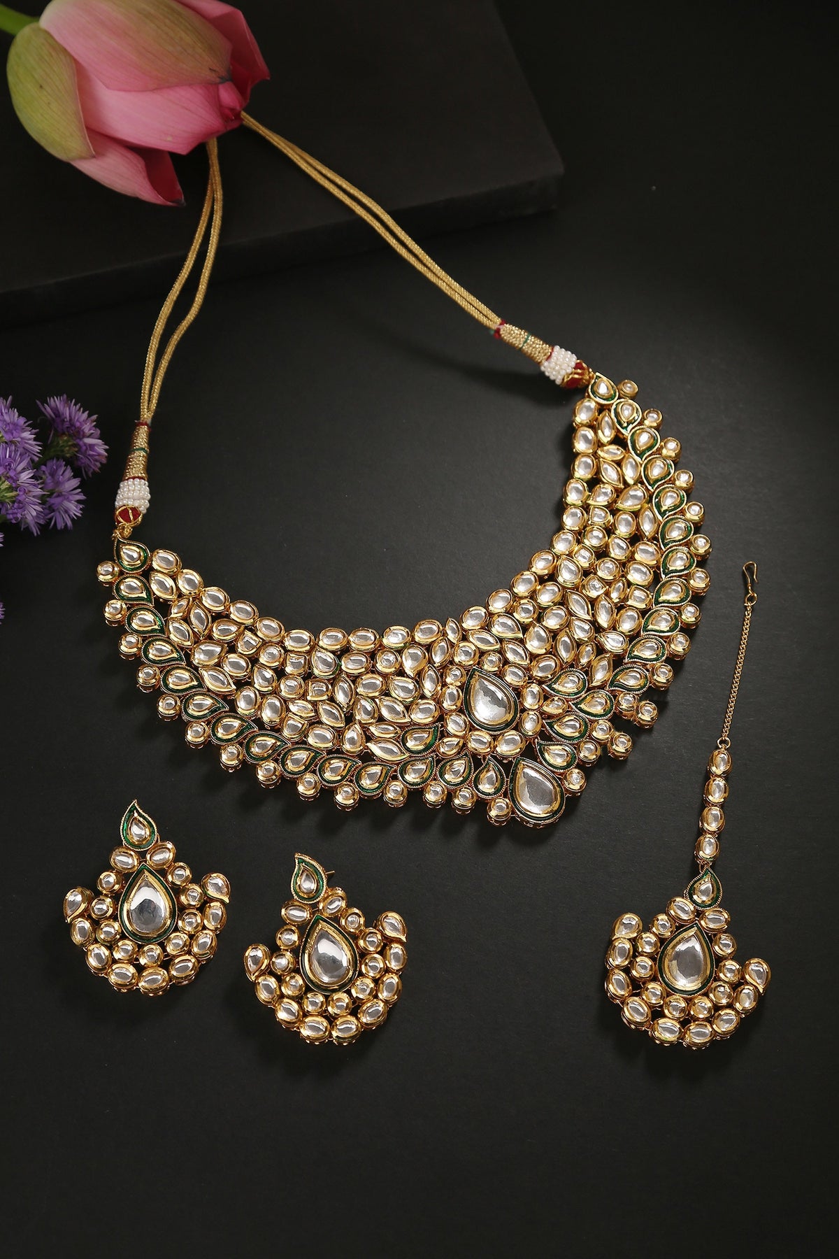 Kundan Geometric Necklace Set 