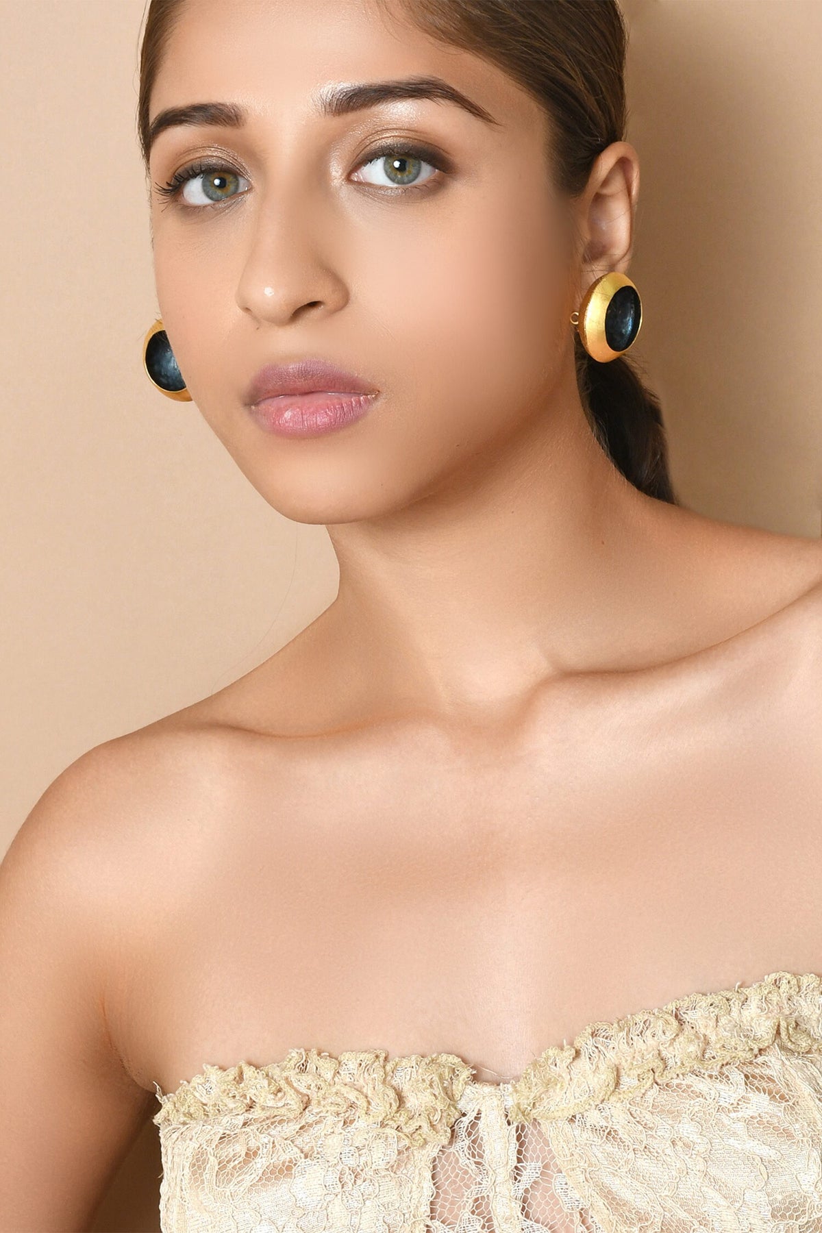 Round Two Tone Stud Earrings 