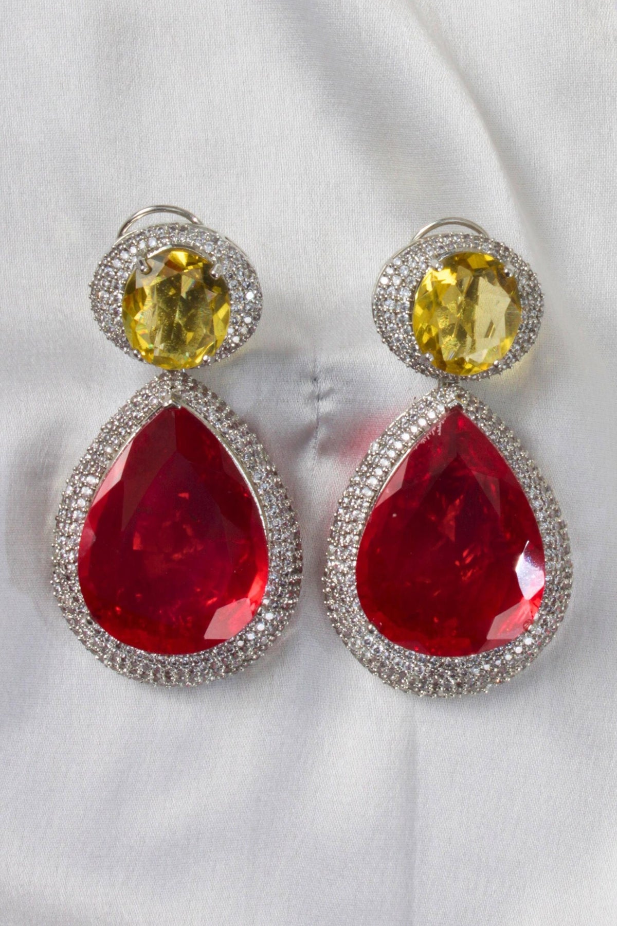 Zircon Embellished Earrings 