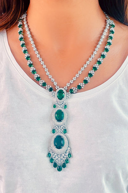 Sabz Sa Emerald Diamond Embellished Necklace Set 