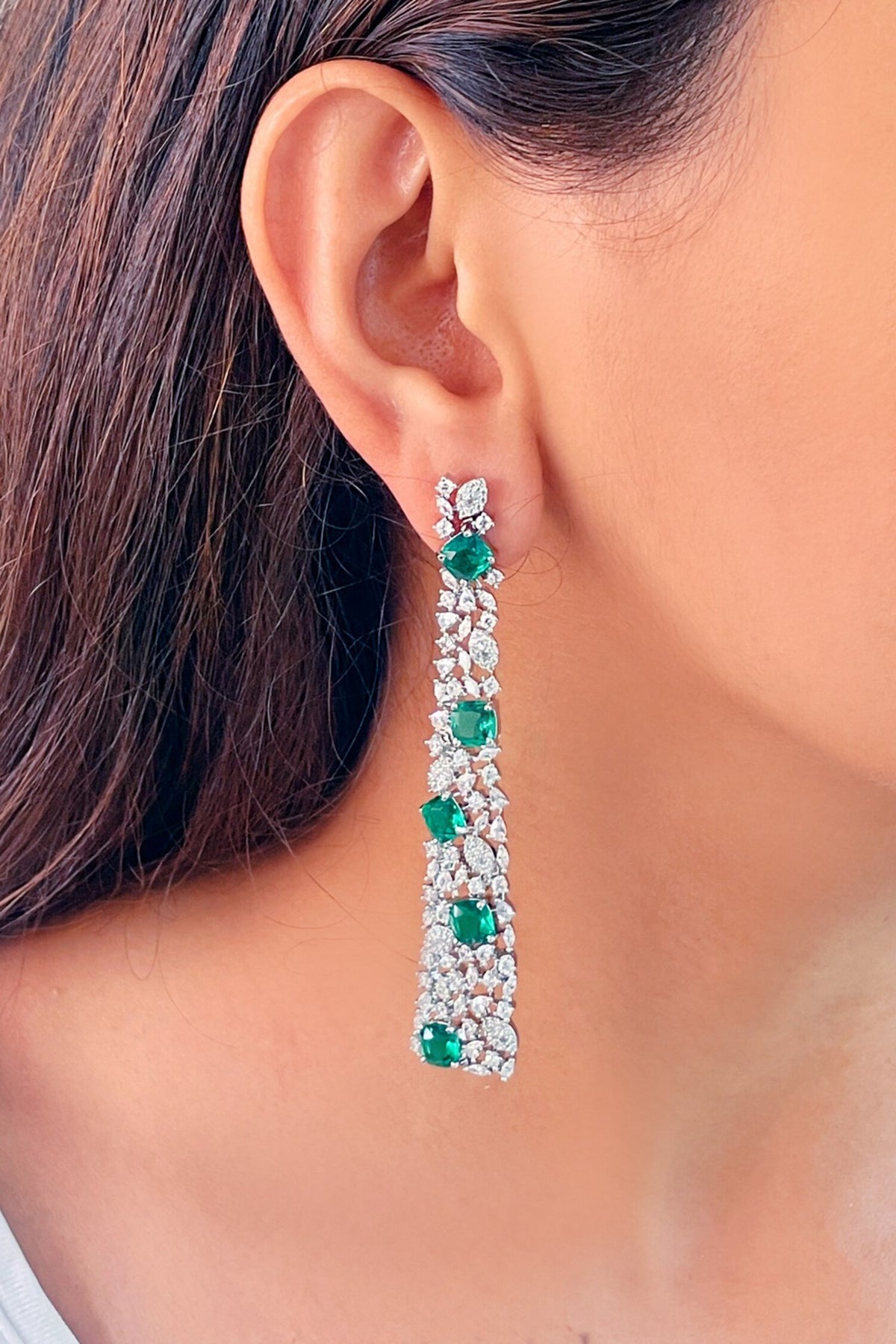 Zamarrud Emerald Embellished Choker Set 