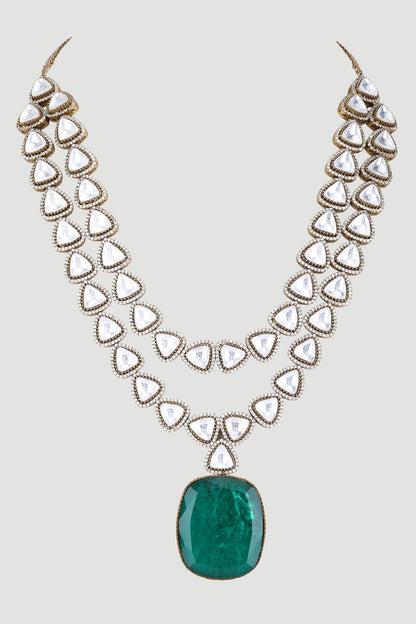 Zircons Embellished Necklace Set 