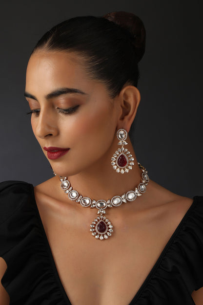 Embellished Pendant Necklace Set 