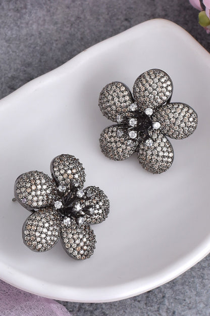 Zirconia Embellished Stud Earrings 
