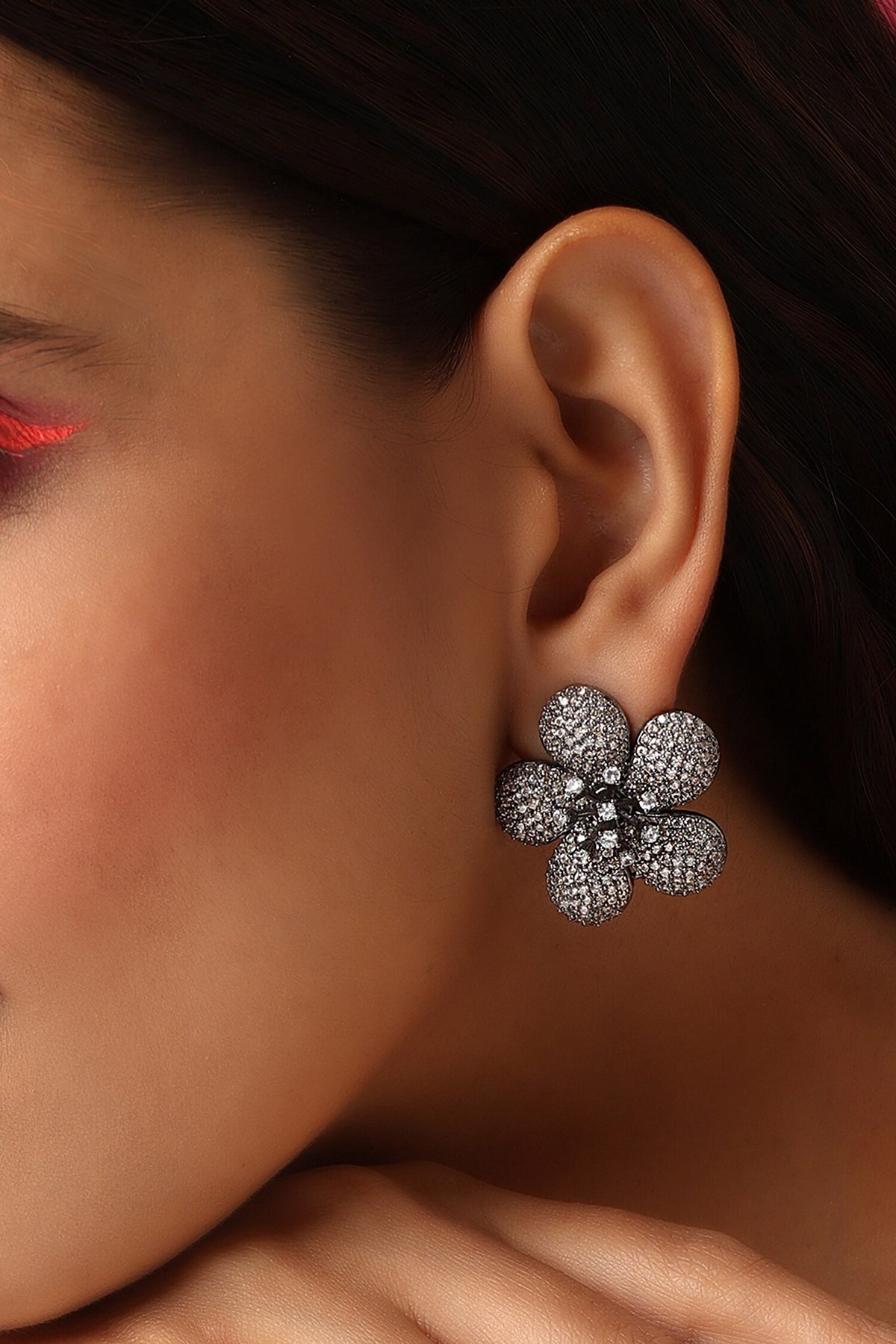 Zirconia Embellished Stud Earrings 