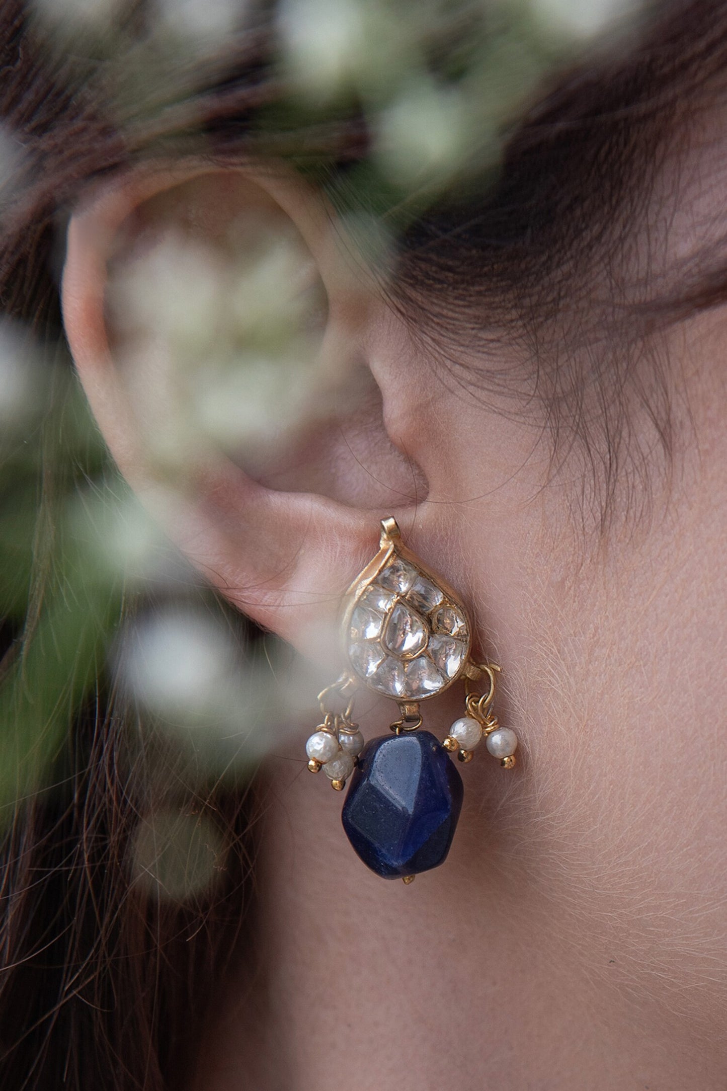 Kundan & Agate Stone Embellished Earrings 