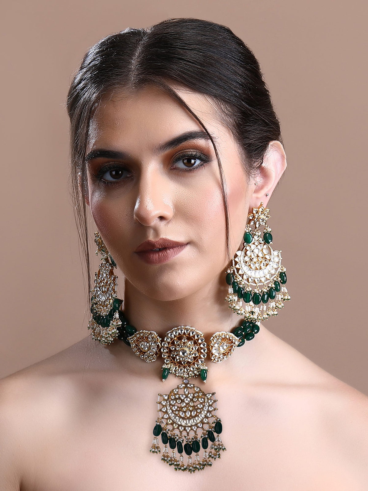 Kundan Embellished Pendant Choker Set 