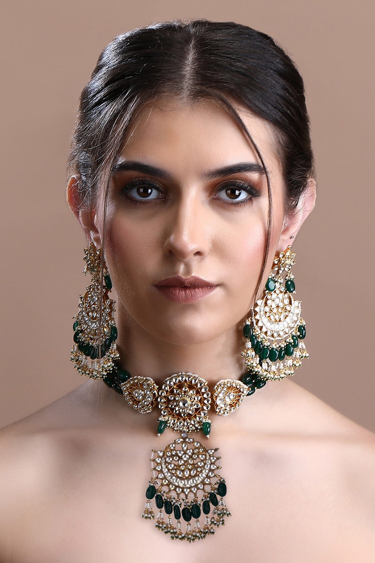 Kundan Embellished Pendant Choker Set 