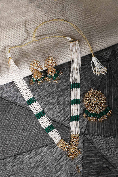 Kundan Embellished Pendant Necklace Set 