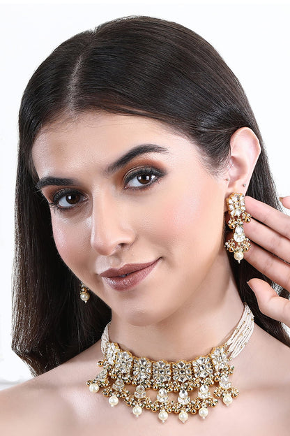 Floral Shaped Choker Set 