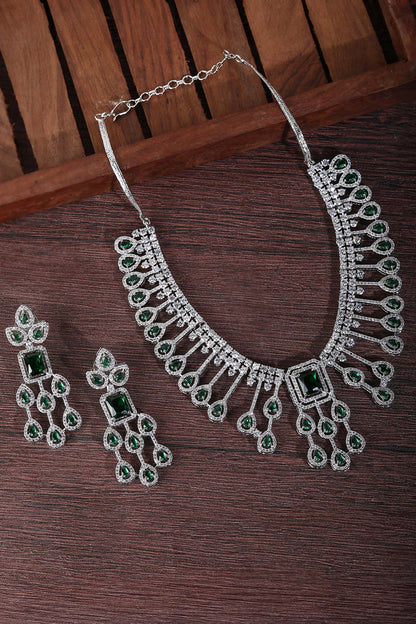 Zircon Embellished Drop Pattern Necklace Set 