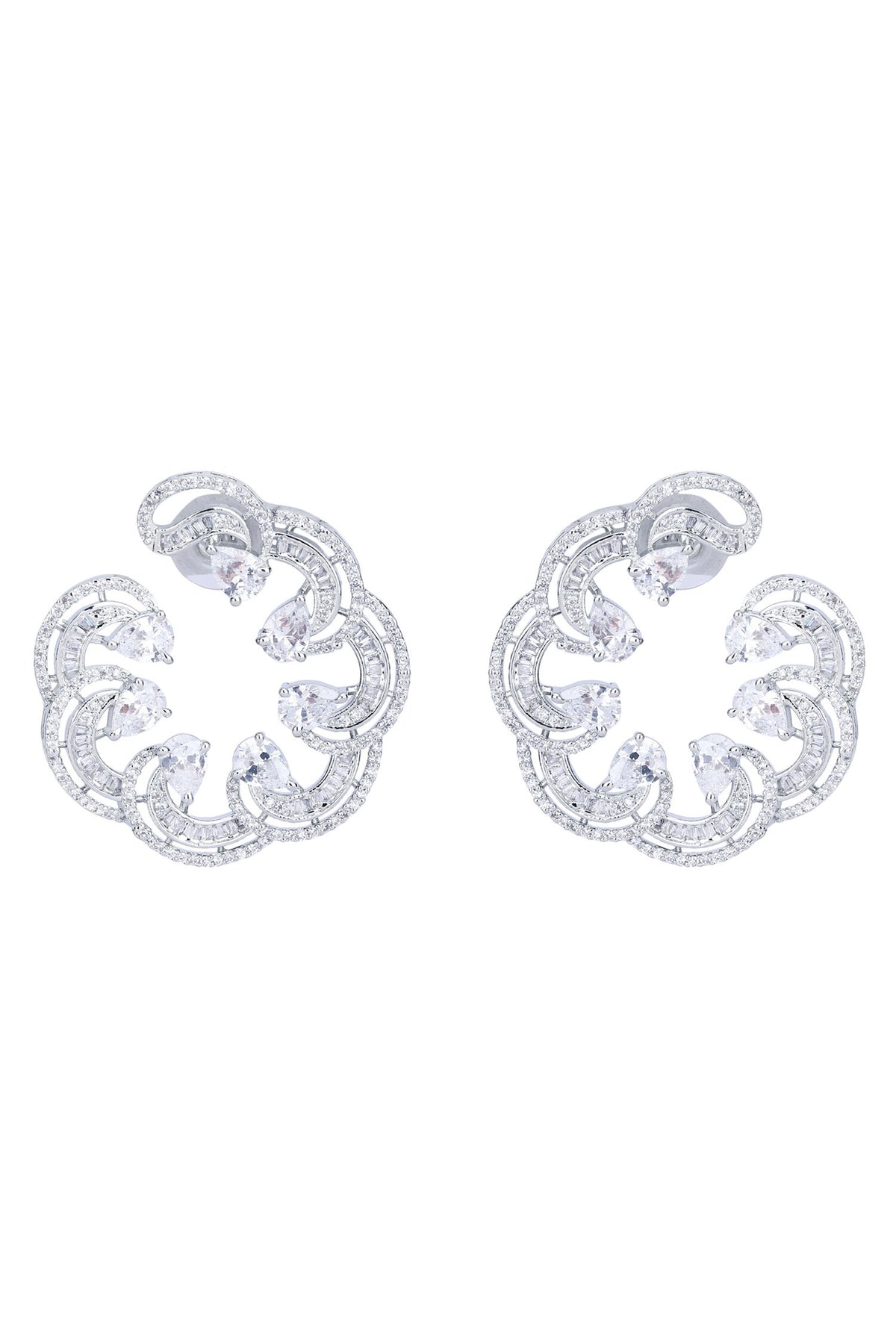Zircon Embellished Scallop Earrings 
