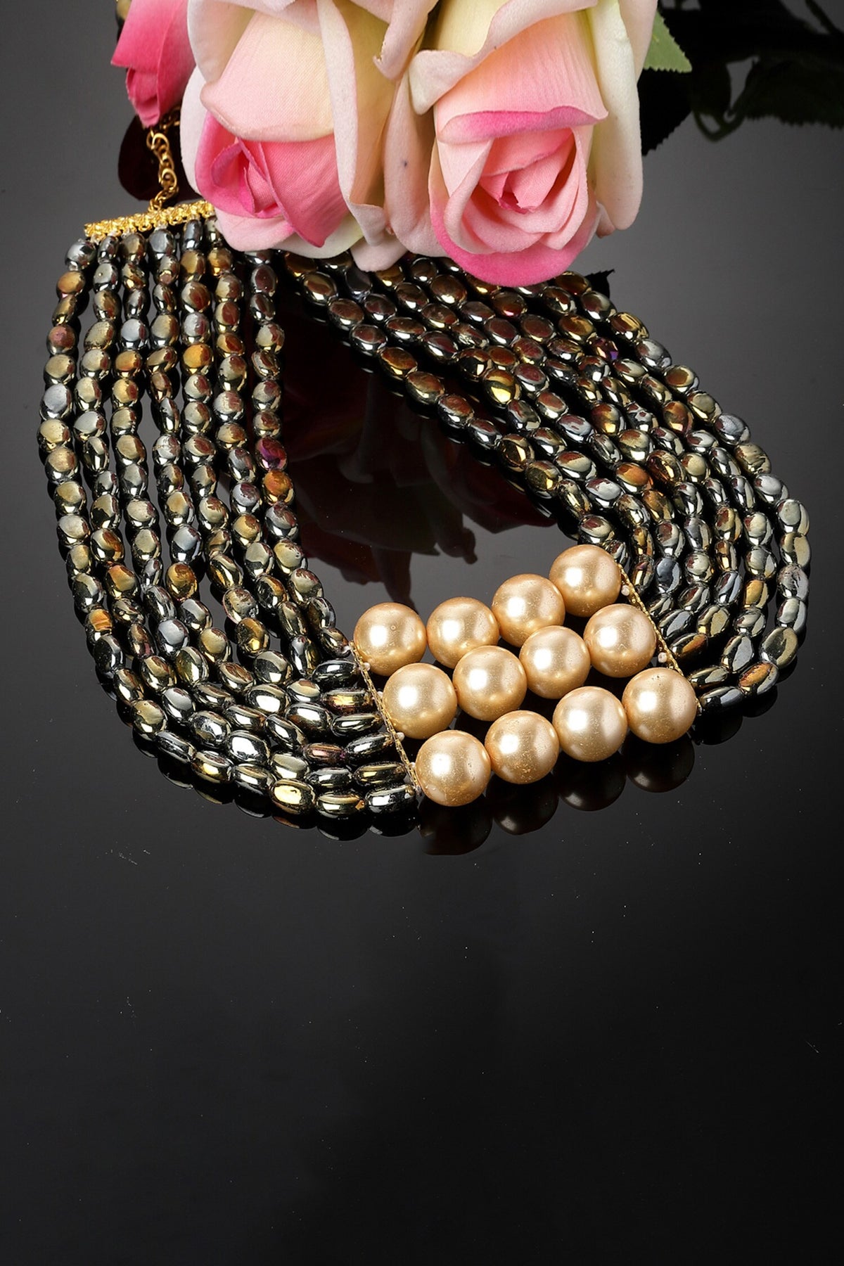 Pearls & Natural Stone Embellished Necklace 