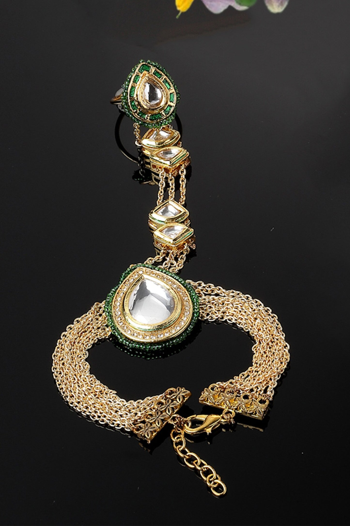 Kundan & Stone Embellished Haathphool 