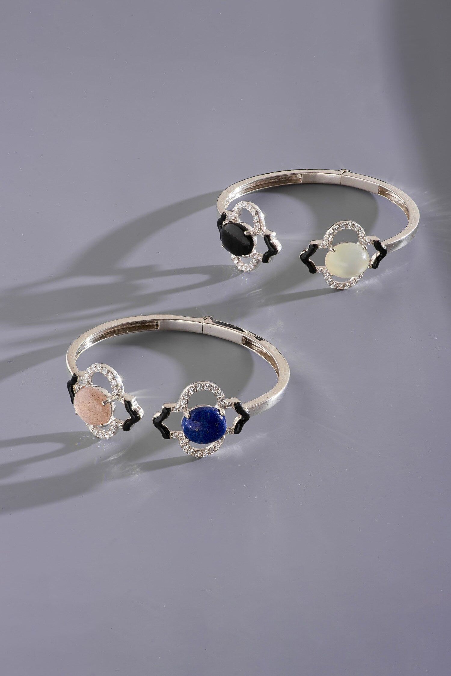 Mughal Jaal Embellished Bracelet 
