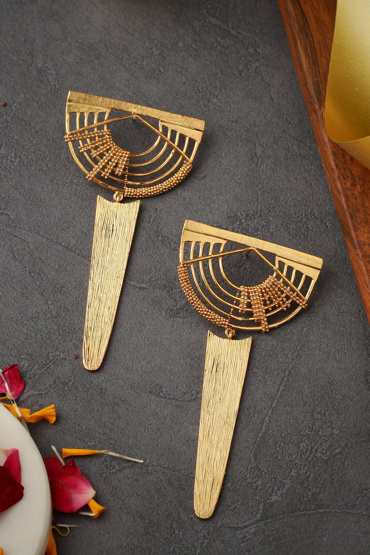 Textured Pattern Earrings 