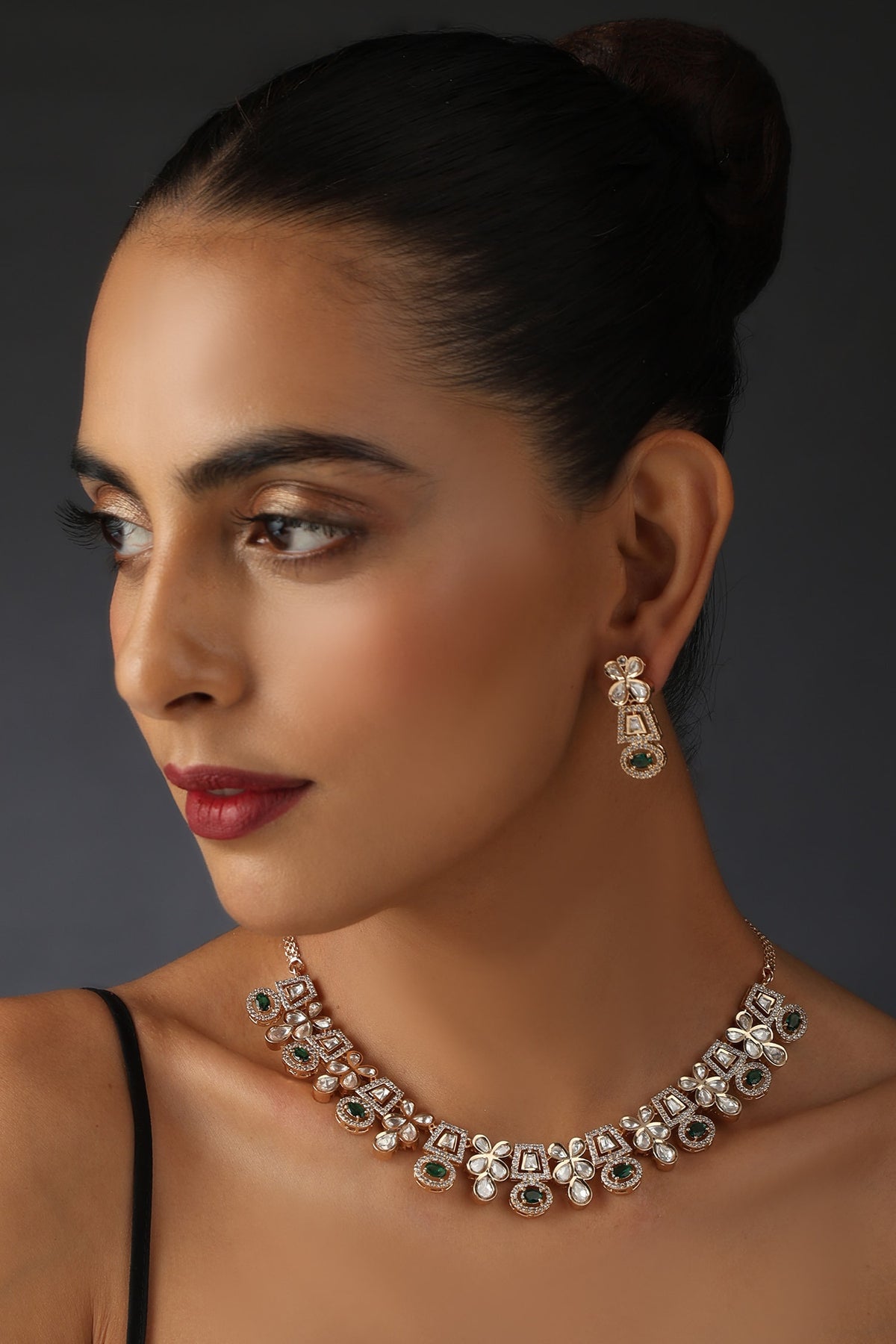 Uncut Polki Embellished Floral Necklace Set 