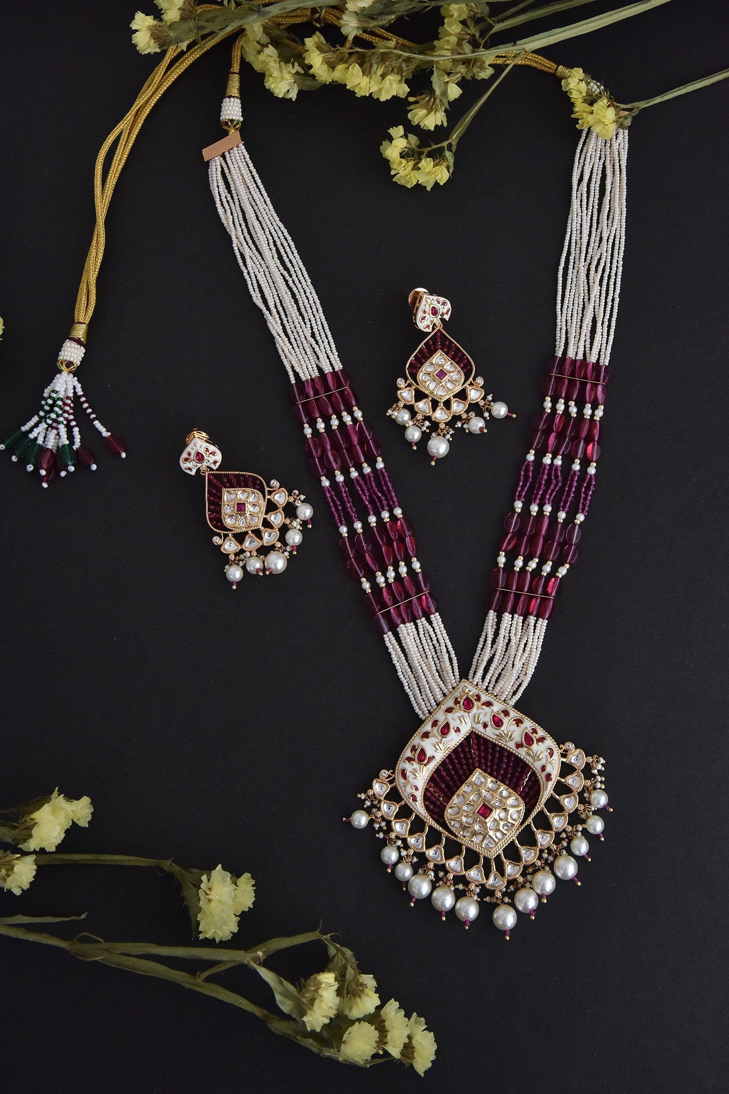 Uncut Polki Studded Necklace Set 