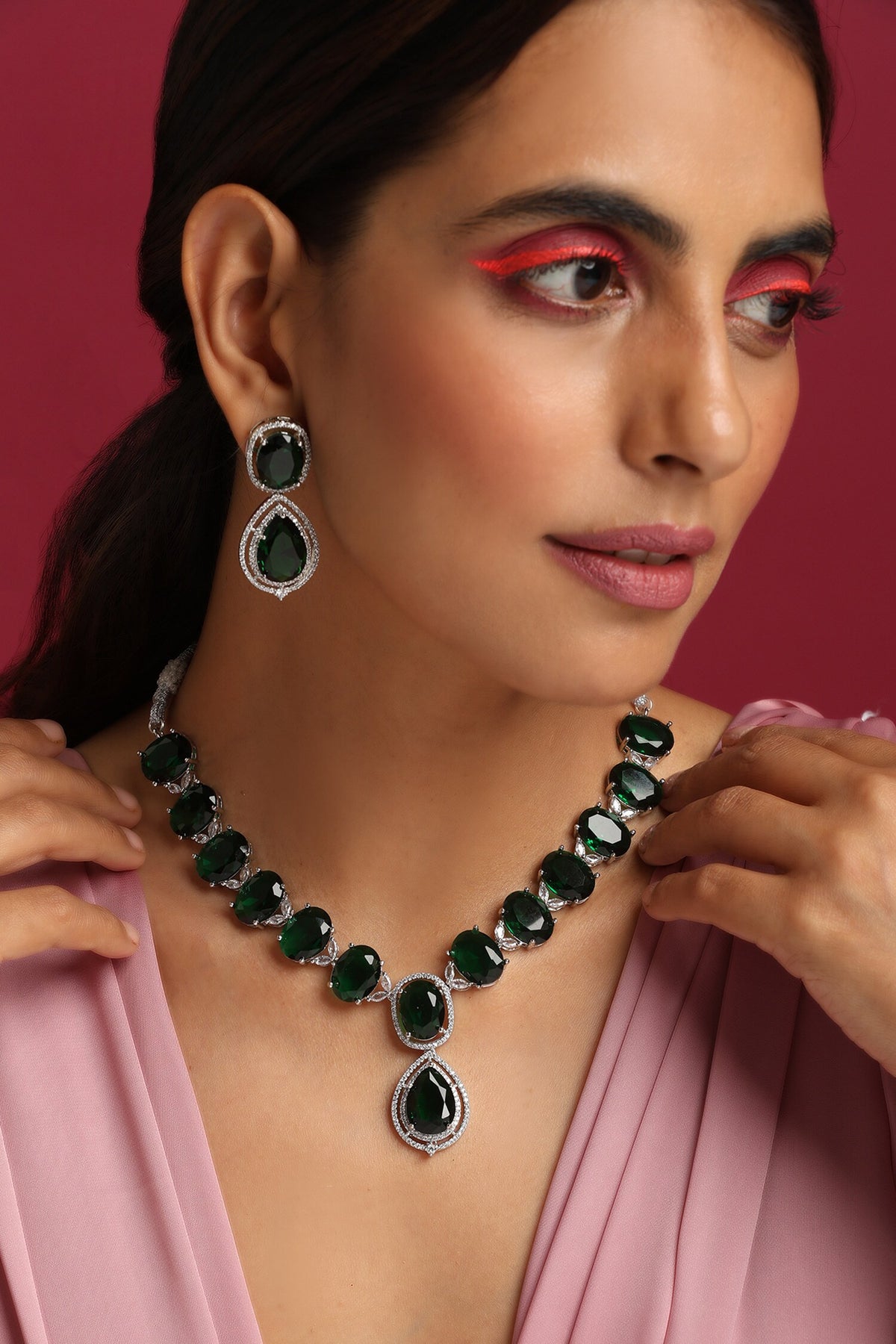 Emerald Studded Necklace Set 